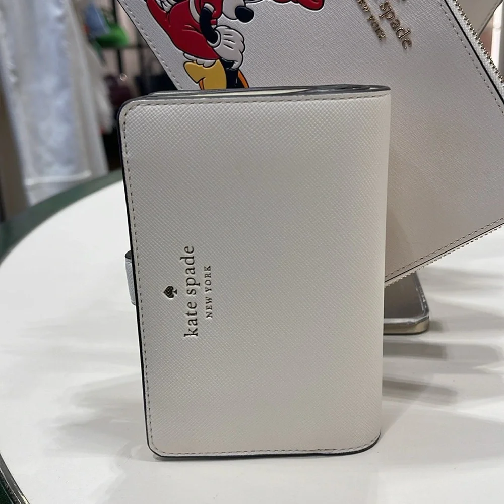 Kate Spade Schuyler Medium Compact Bifold Wallet
Meringue
NWT - Picture 16 of 16